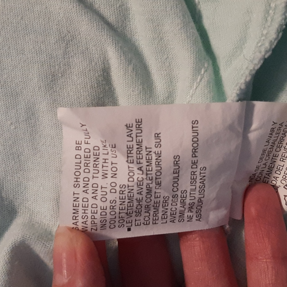 Lightweight under armour jacket - Picture 7 of 10